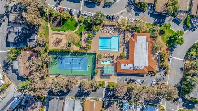 Calabasas, CA 91302,23777 Mulholland Highway #86