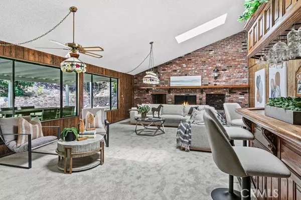 Villa Park, CA 92861,19111 Ridgeview Road