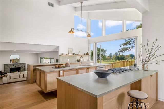 1918 Kauai Drive, Costa Mesa, CA 92626