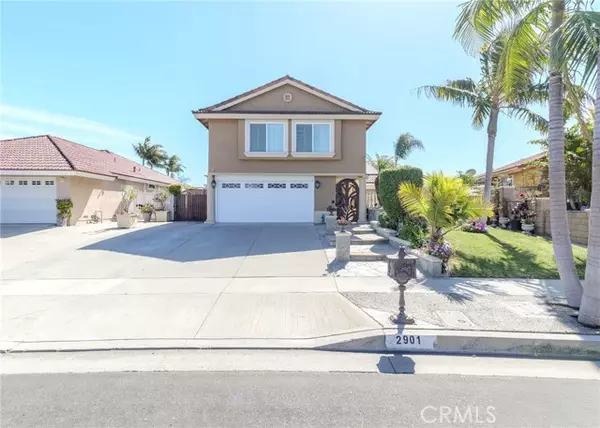 2901 S Griset Place, Santa Ana, CA 92704