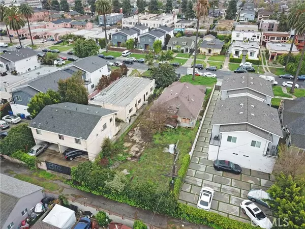 Los Angeles, CA 90037,1221 Browning Boulevard