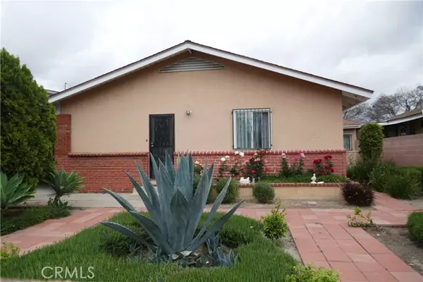 Santa Ana, CA 92707,841 E Mcfadden Avenue