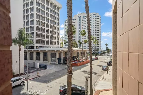 35 Linden #302, Long Beach, CA 90802