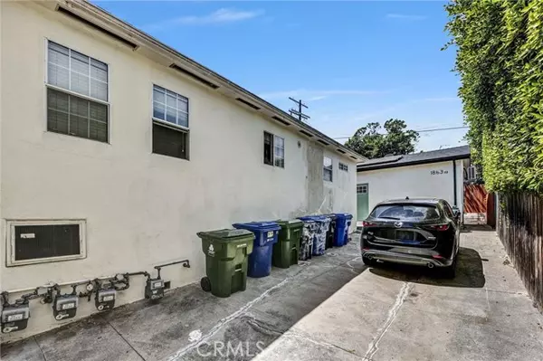 Los Angeles, CA 90019,1861 S Redondo Boulevard