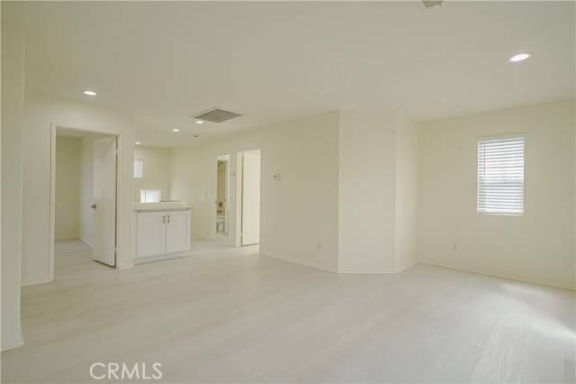 Victorville, CA 92394,15255 Sunny Point Street