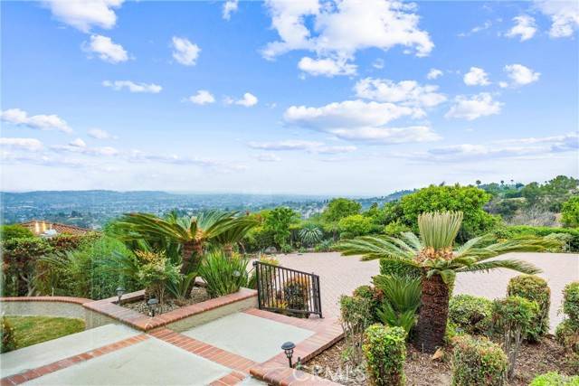 La Habra Heights, CA 90631,1929 Dorothea Road