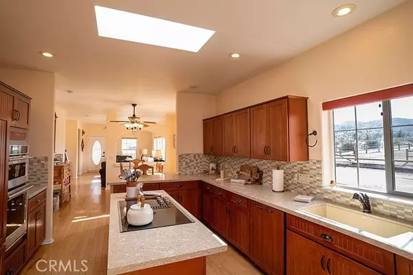 Pioneertown, CA 92268,2995 Ox Yoke