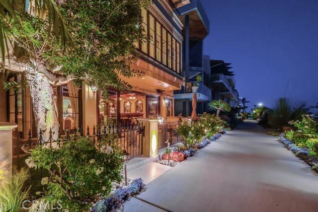 Long Beach, CA 90803,6048 Lido Lane