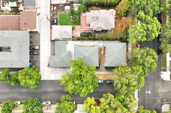 Santa Ana, CA 92701,833 N Lacy Street