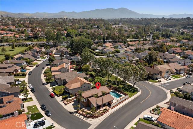 21572 Via Invierno, Lake Forest (el Toro), CA 92630