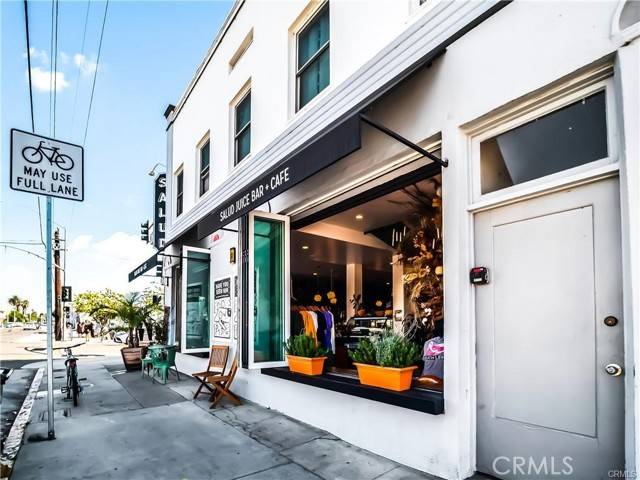 Long Beach, CA 90802,1944 E 4th Street