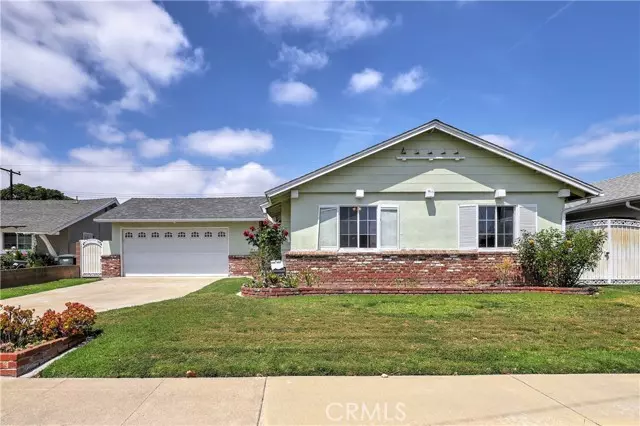 7451 Apache, Buena Park, CA 90620
