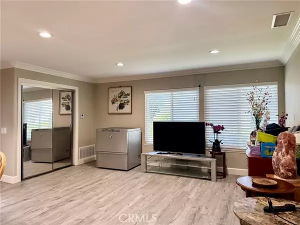 Laguna Woods, CA 92637,2147 Ronda Granada #A