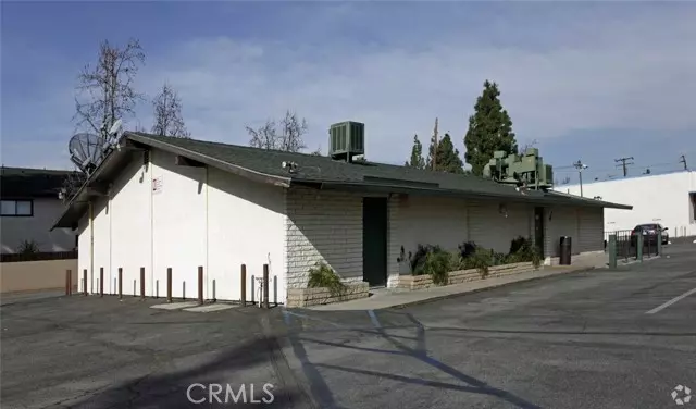 10380 Central Avenue, Montclair, CA 91763