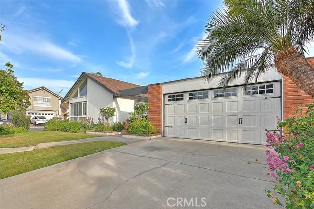 Cypress, CA 90630,4326 Via Verde