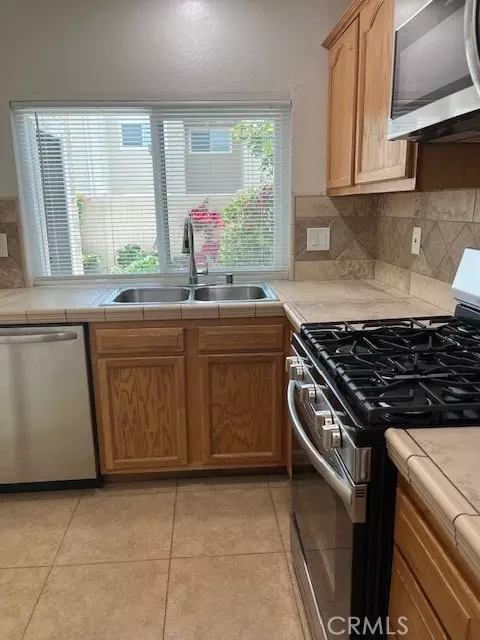 Irvine, CA 92604,45 Golden Glen Street #75