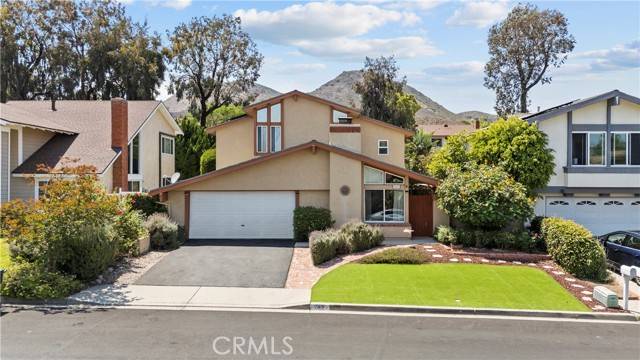 565 Martinique Place, Thousand Oaks, CA 91320