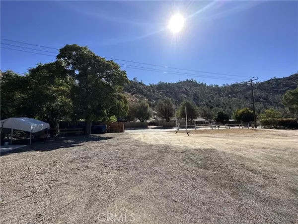 Kernville, CA 92648,12041 Sierra Way