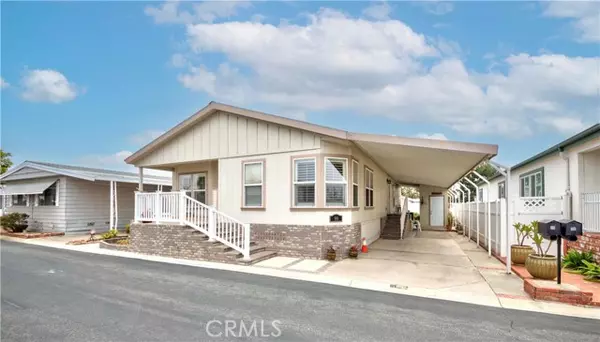 Fullerton, CA 92835,2851 Rolling Hills Drive #99