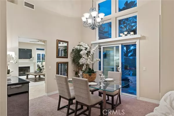 530 S Laureltree Drive, Anaheim, CA 92808