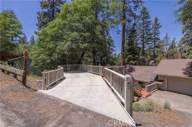 Big Bear City, CA 92315,43133 Moonridge Rd