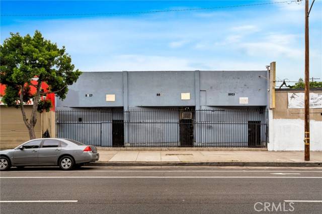 8915 S Vermont Avenue, Los Angeles, CA 90044