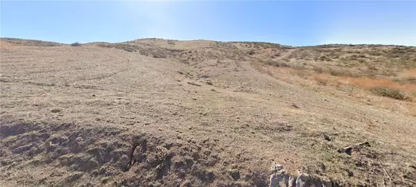 38 Kee, Lake Elsinore, CA 92530