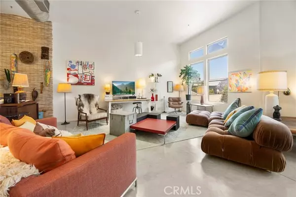 253 N Bush Street, Santa Ana, CA 92701