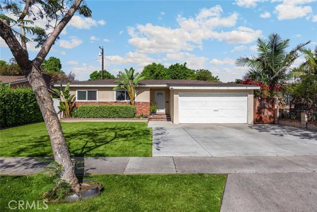 1344 S Douglas Street, Santa Ana, CA 92704
