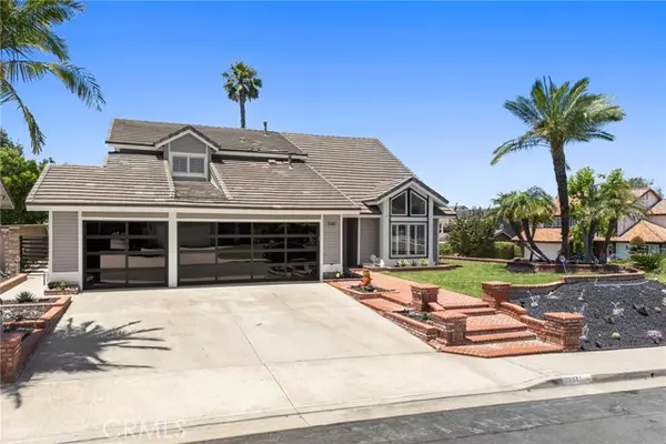 1041 S Falling Leaf Circle, Anaheim, CA 92807