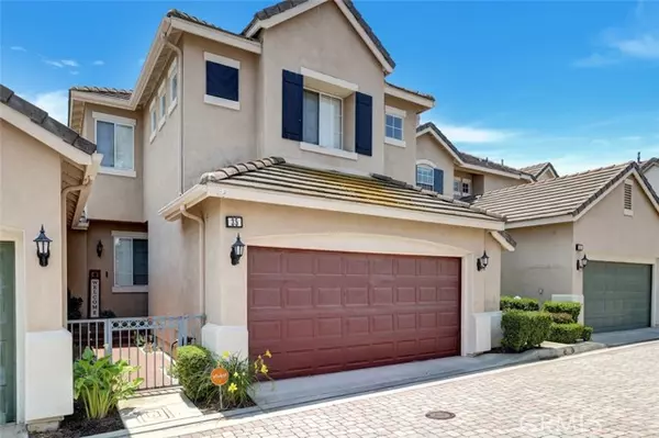 35 Seacountry Lane, Rancho Santa Margarita, CA 92688