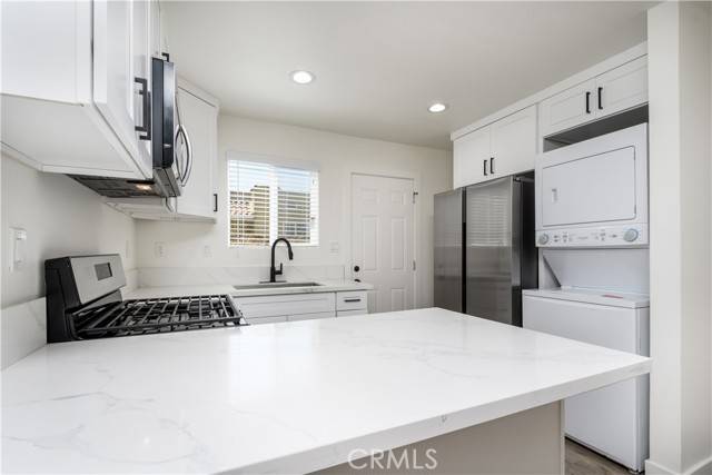 South Gate, CA 90280,2917 Liberty
