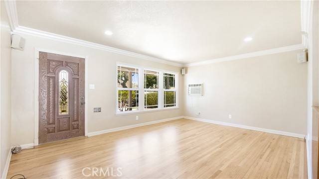 Long Beach, CA 90815,5449 E Fairbrook Street
