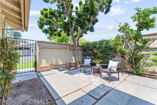 Fullerton, CA 92835,3000 Persimmon Place