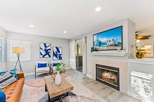 Dana Point, CA 92629,54 Corniche Drive #B