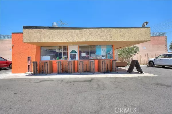 Santa Ana, CA 92707,1610 S Standard Avenue