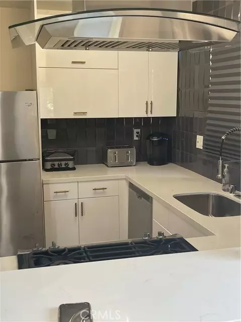 Tustin, CA 92780,1192 Mitchell #7