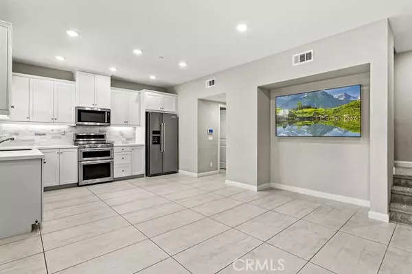 Whittier, CA 90602,12162 Starling Ln
