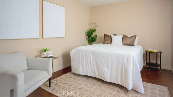 Santa Ana, CA 92701,1345 Cabrillo Park Drive #B14