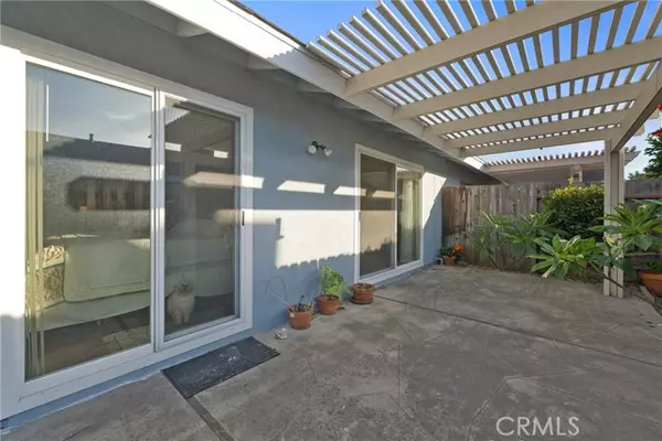 Tustin, CA 92780,1076 Mitchell Avenue