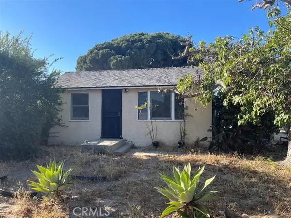 4917 W 6th Street, Santa Ana, CA 92703