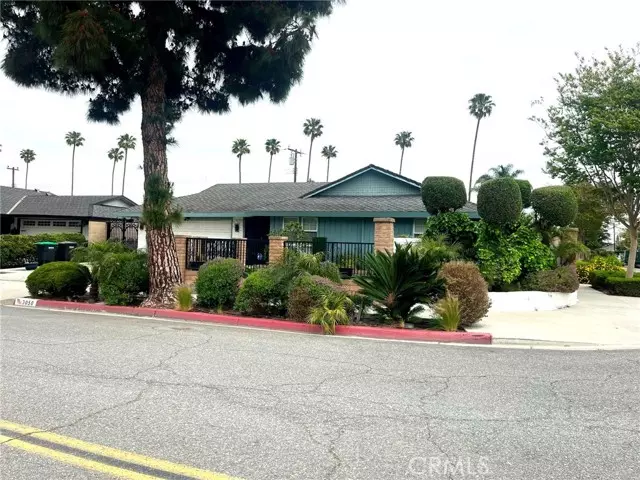 3050 Madison Avenue, Costa Mesa, CA 92626