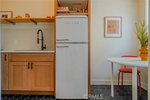 325 W 3rd Street #107, Long Beach, CA 90802