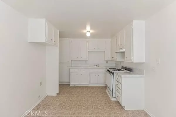 Lancaster, CA 93535,232 E Lancaster Boulevard