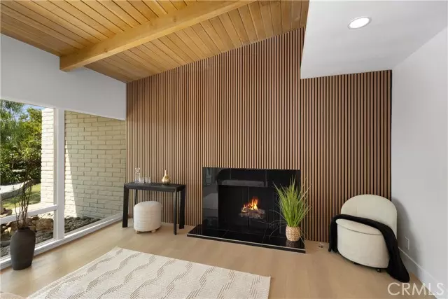 Fullerton, CA 92831,1219 N Raymond Avenue