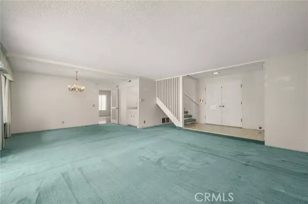 Santa Ana, CA 92707,3626 S Garnsey Street