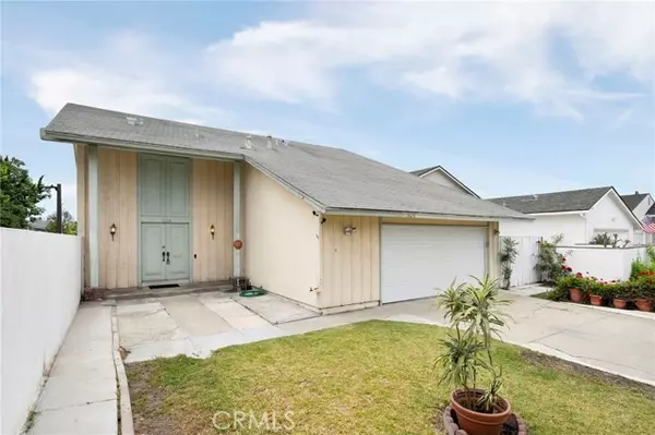 Santa Ana, CA 92707,3626 S Garnsey Street