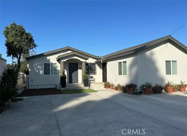 11121 Compton Avenue, Los Angeles, CA 90059