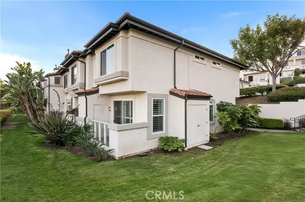 Laguna Niguel, CA 92677,30902 Clubhouse Drive #28F