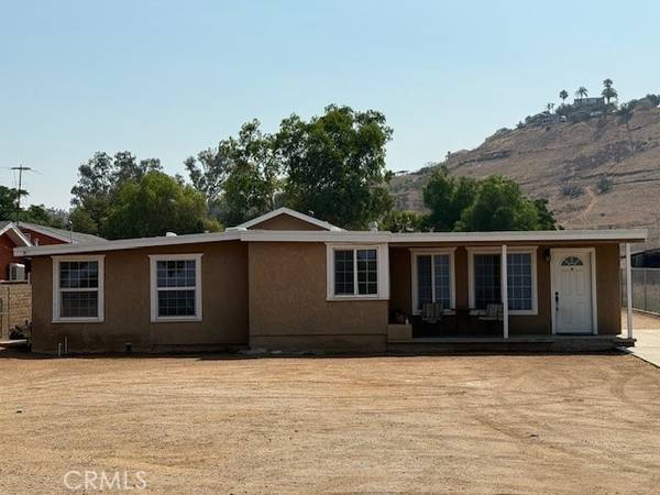 Jurupa Valley, CA 92509,5878 Pedley Road